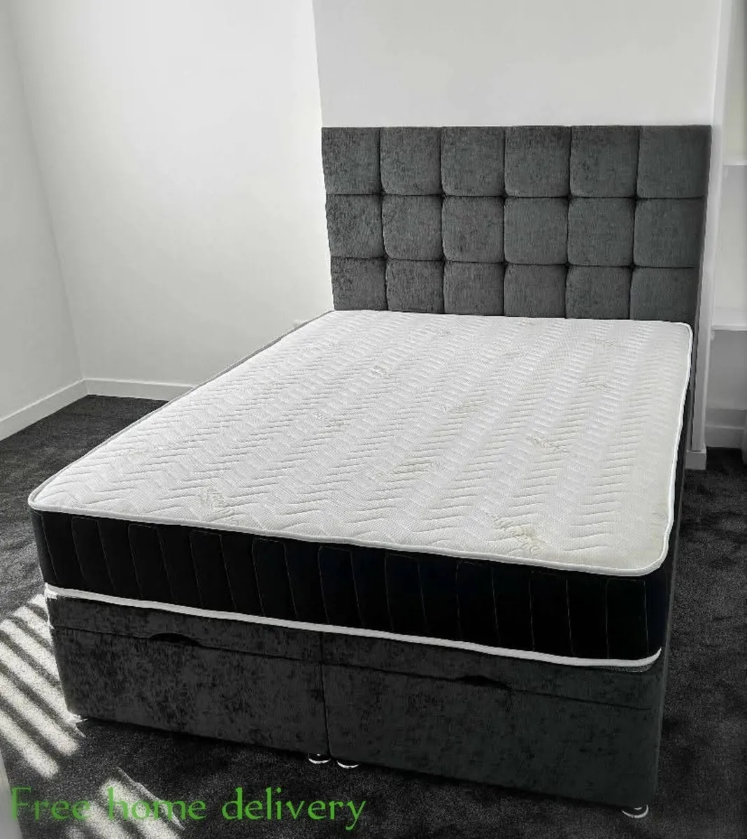 Comfortable beds with or without mattress, various - Image 4