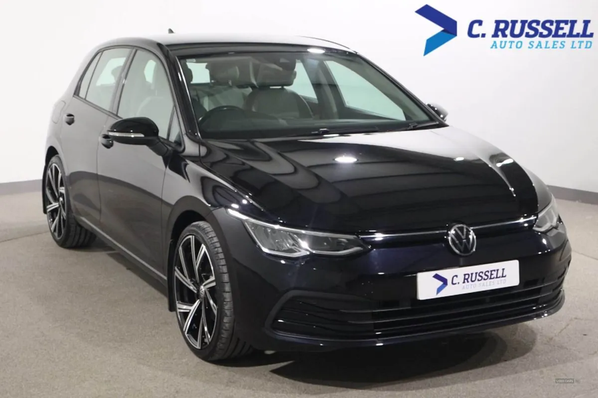 Volkswagen Golf Hatchback - Image 3