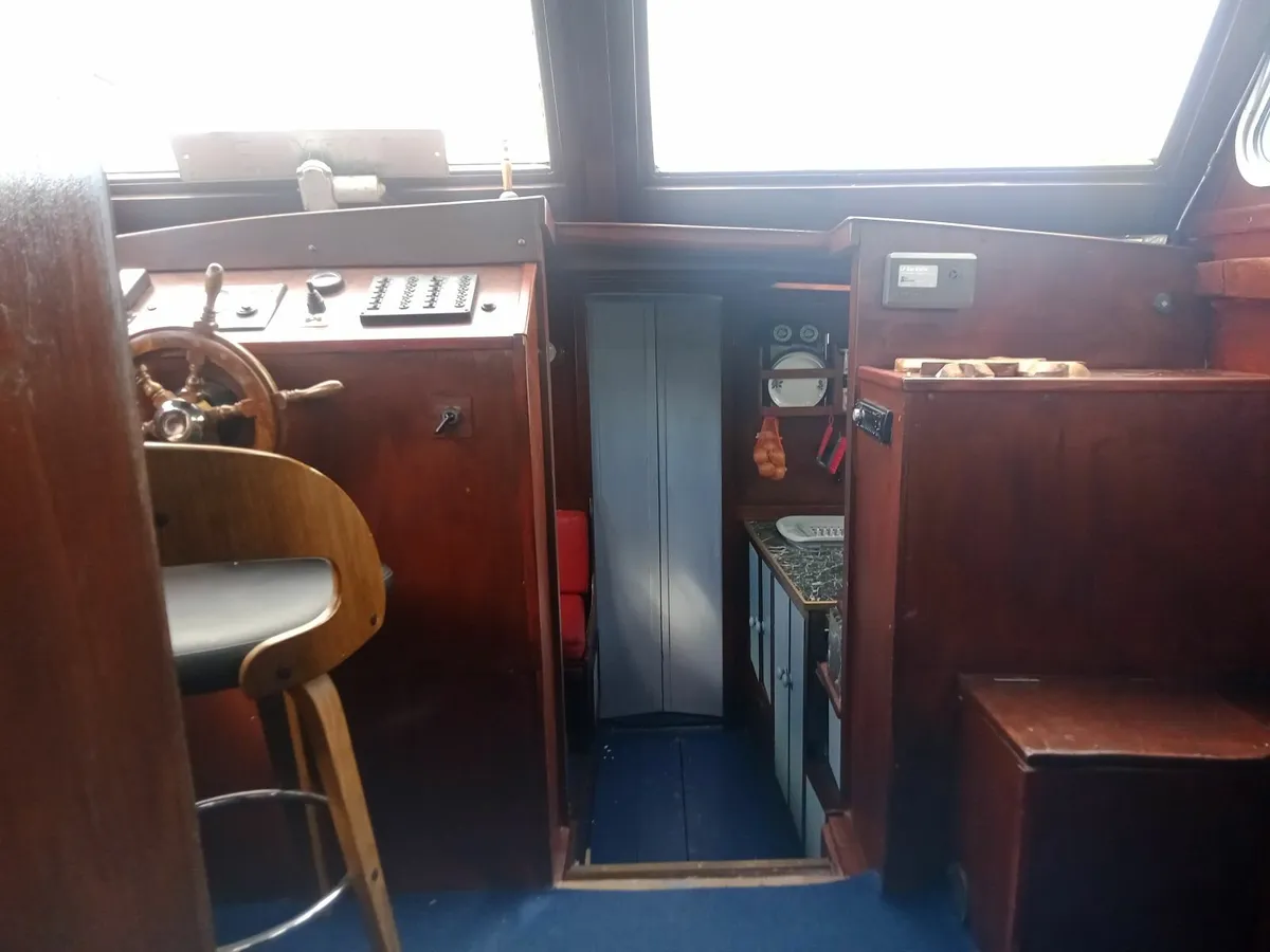 Boat/ live aboard/pod - Image 4