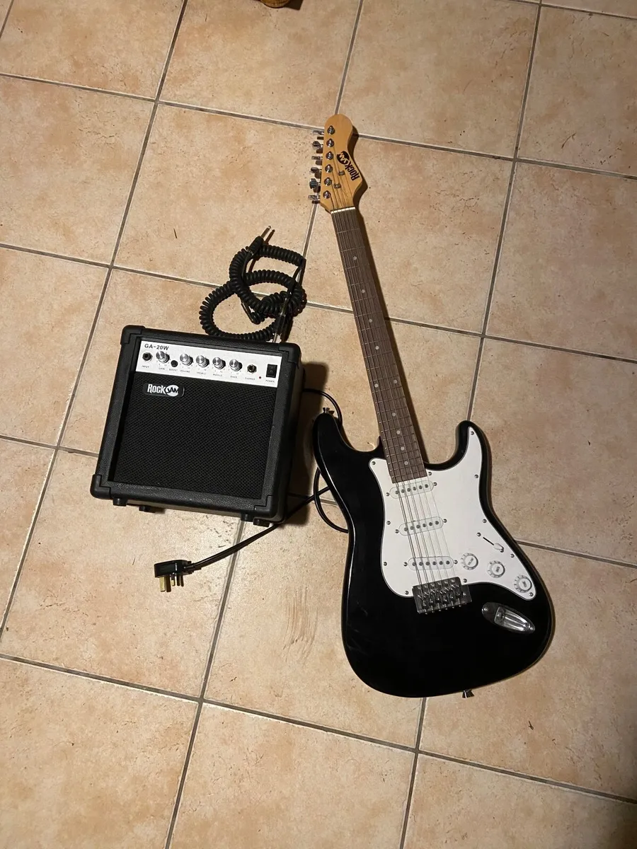 Free guitar and amp - Image 1