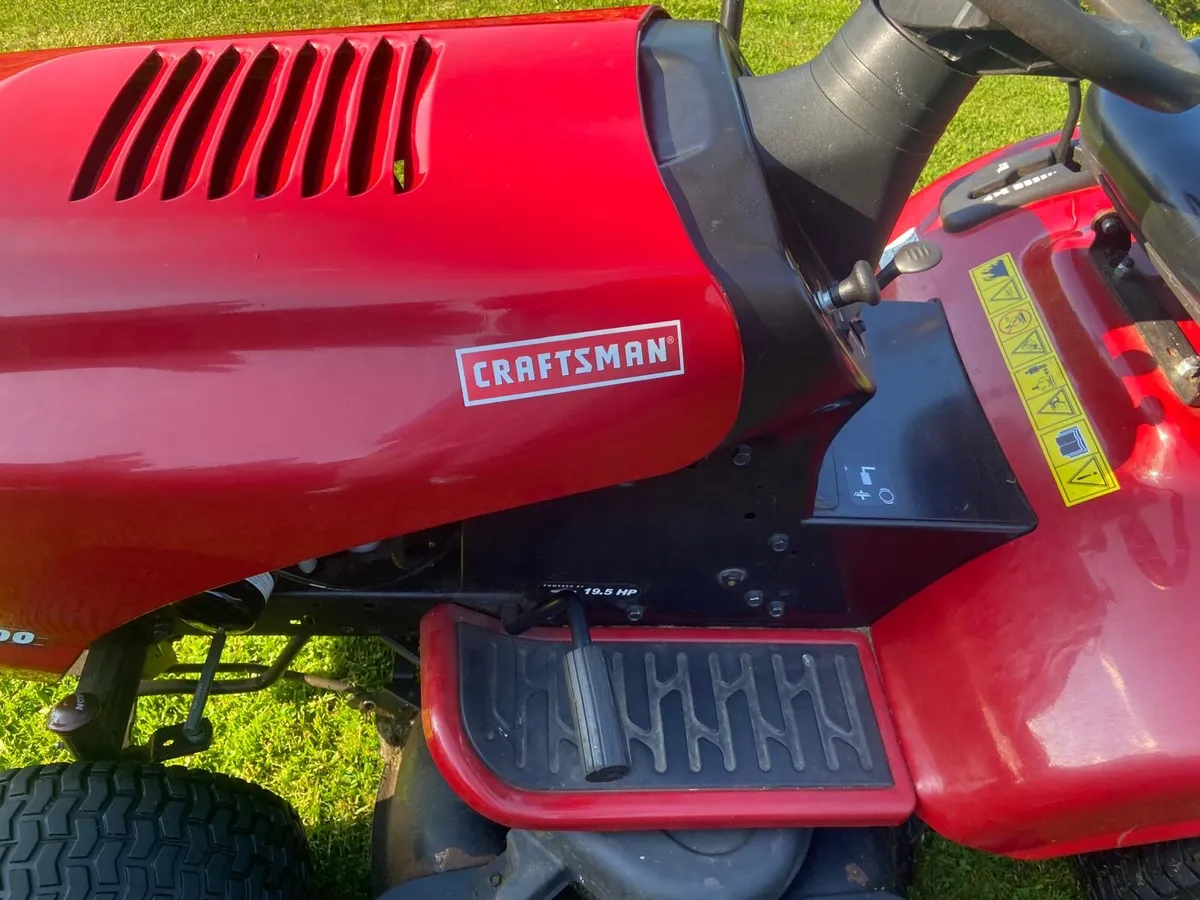 Craftsman LT2000 Ride-On Lawn Mower – 42” - Image 4