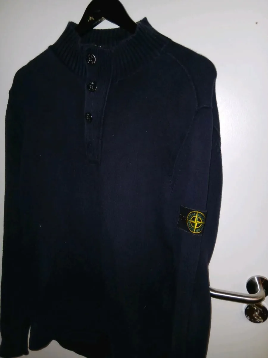 Jumper - Image 2