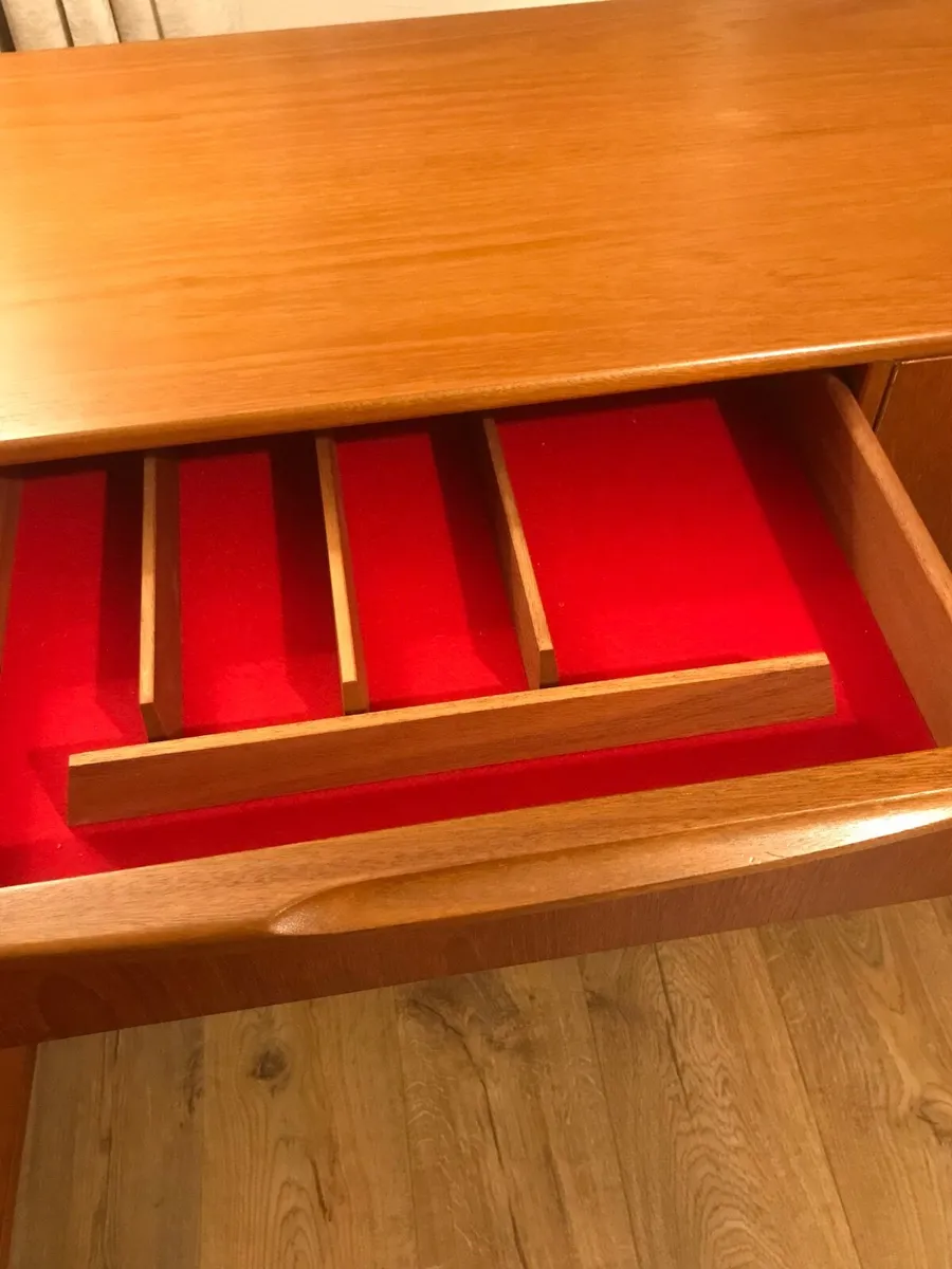 Mid Century Mcintosh sideboard - Image 2