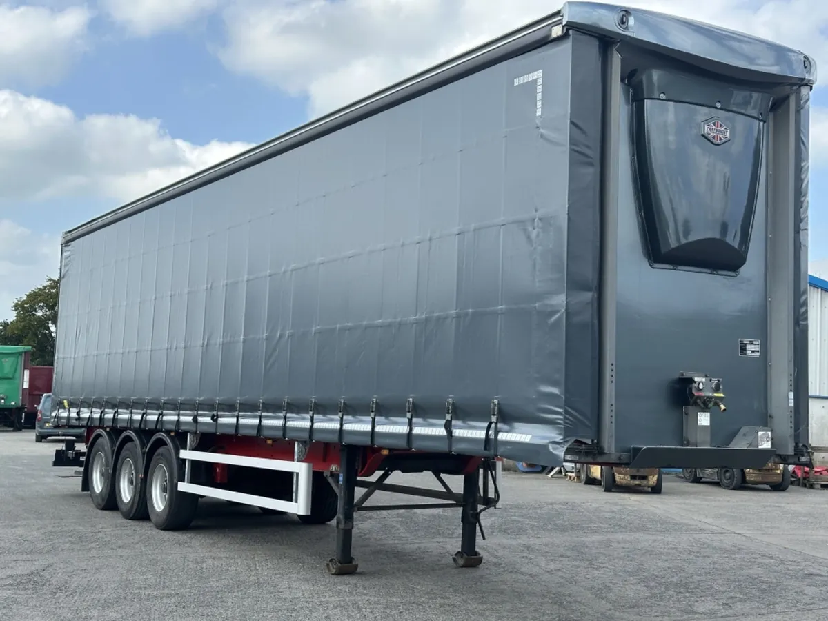 2017 CARTWRIGHT 4.556M MOFFETT MOUNTY CURTAINSIDER - Image 1