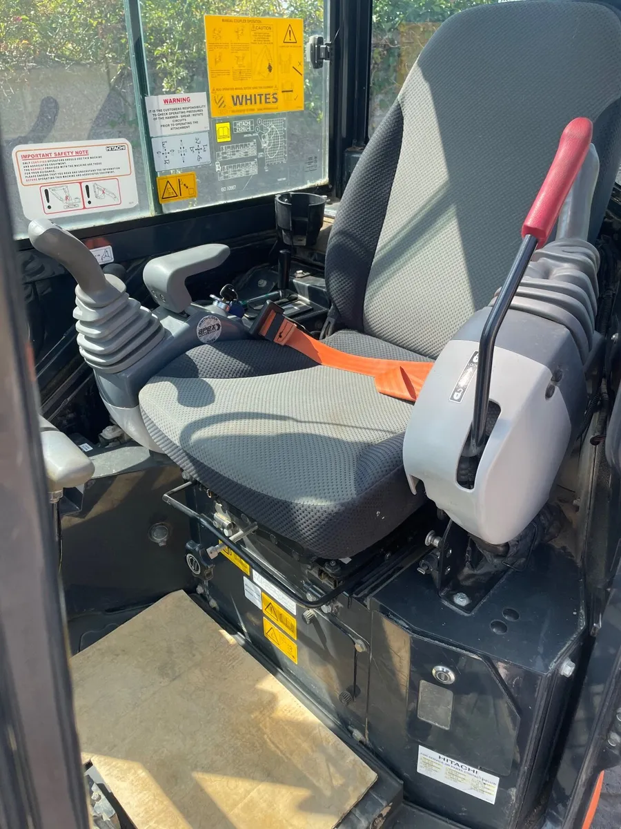 2019 hitachi  zx26u / Trailer - Image 3