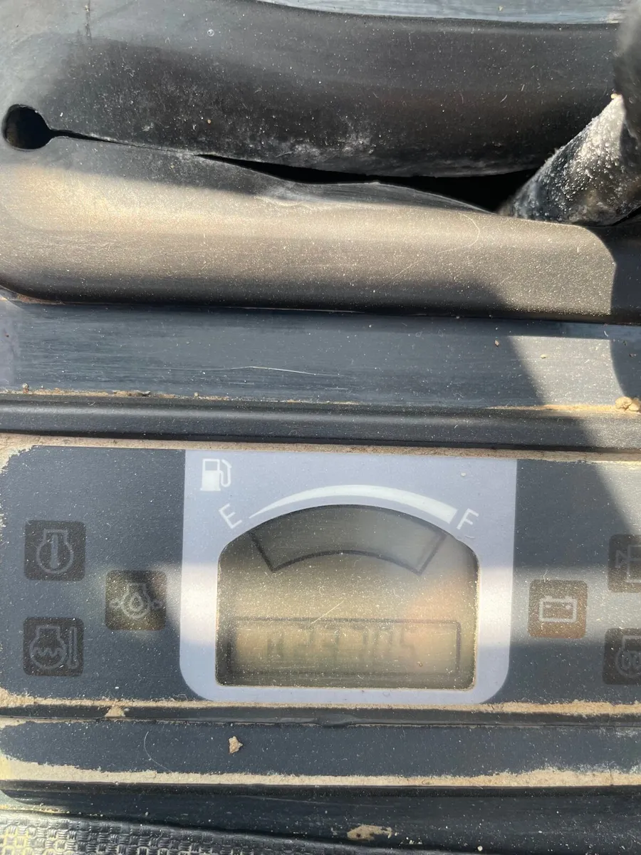 2019 hitachi  zx26u / Trailer - Image 4