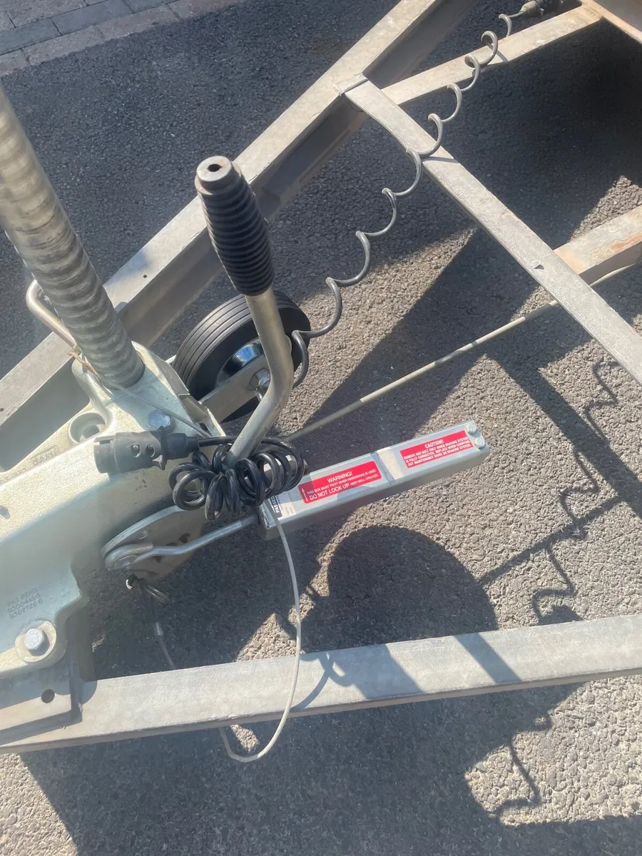 2019 hitachi  zx26u - Image 2