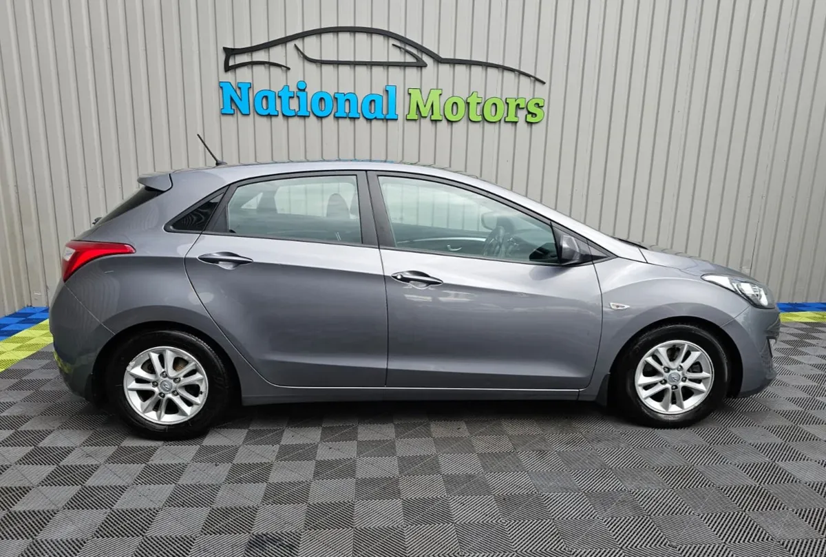 2013 Hyundai i30 1.6 CRDi Classic - Image 2