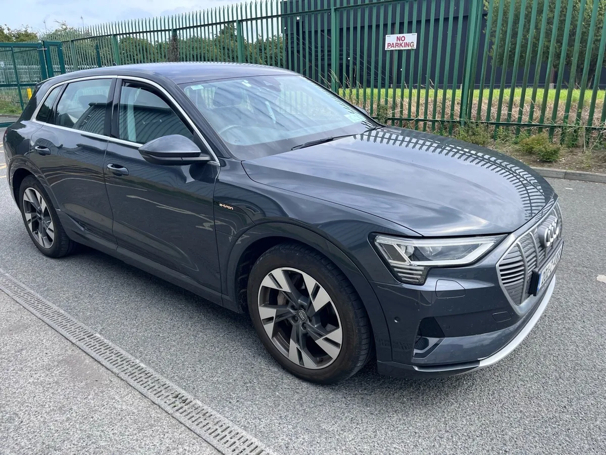 AUDI ETRON QUATTRO SPORT 50 - Image 4