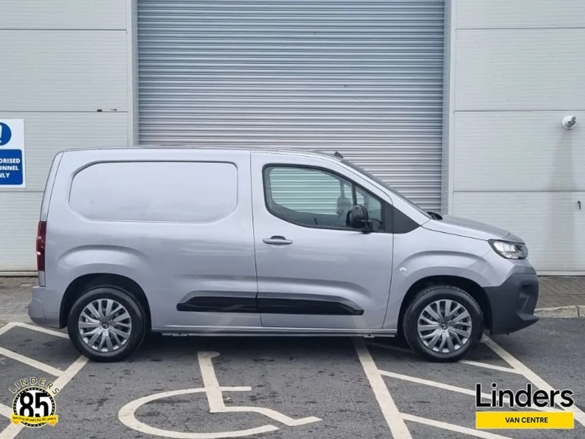 Citroen Berlingo TOP Spec 252 0kms Demo Automatic - Image 3