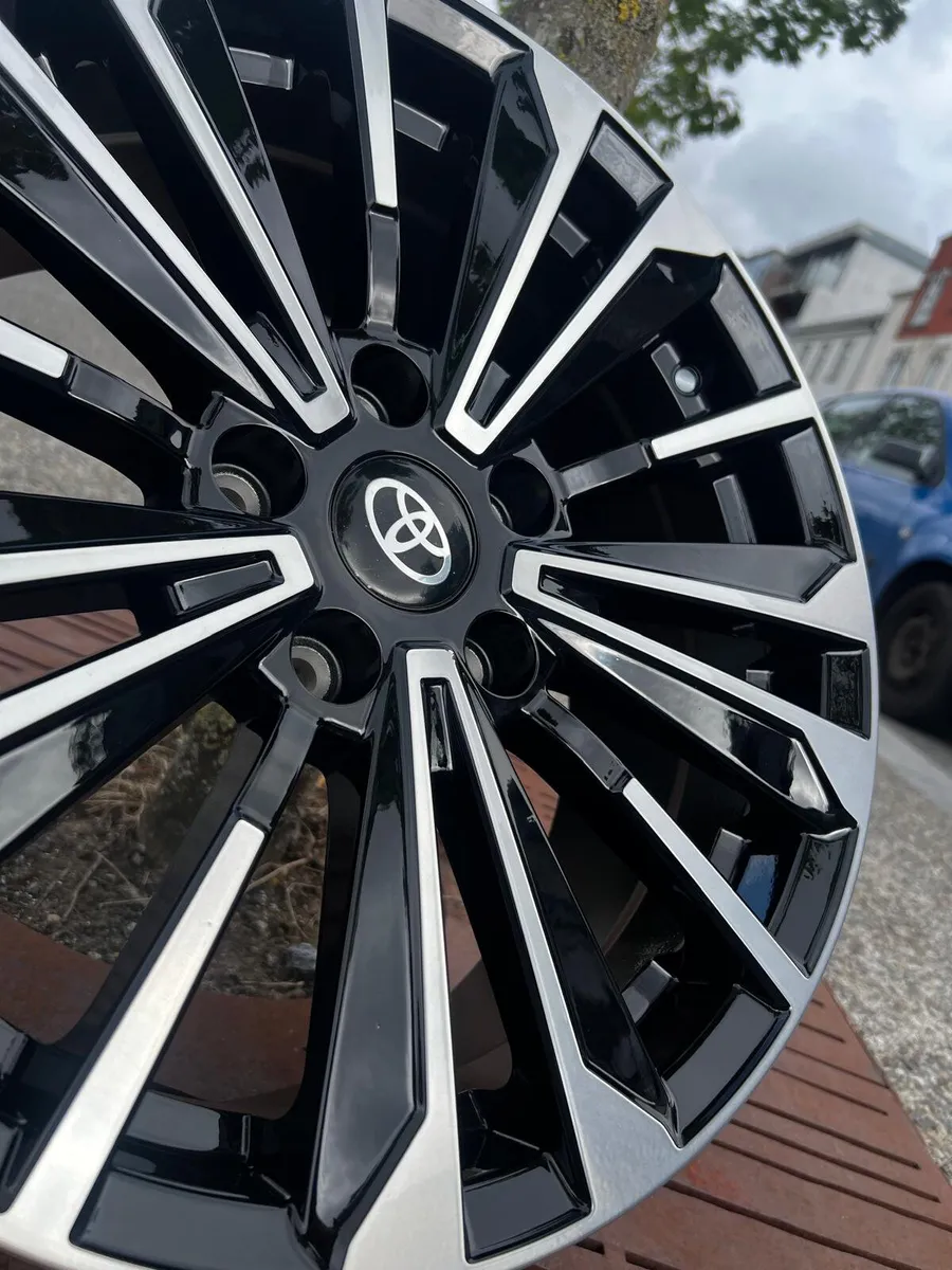 NEW 17'' Toyota wheels and Tyres - Image 2