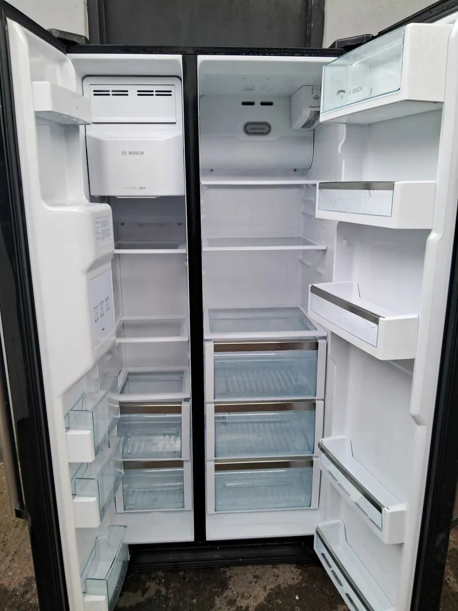 BOSCH AMERICAN FRIDGE FREEZER - Image 2