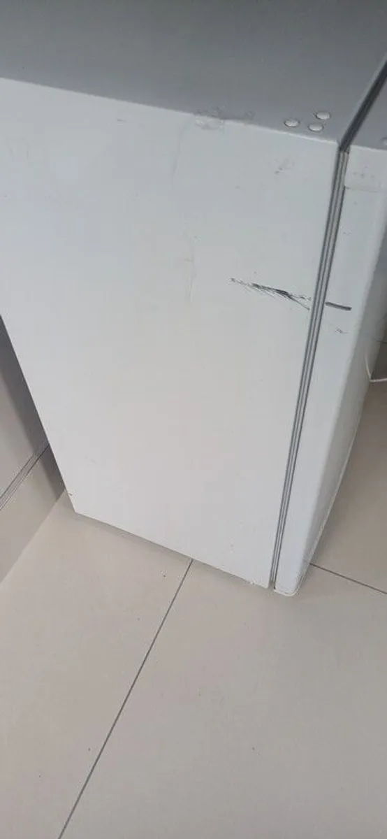 undercounter fridge - Image 3
