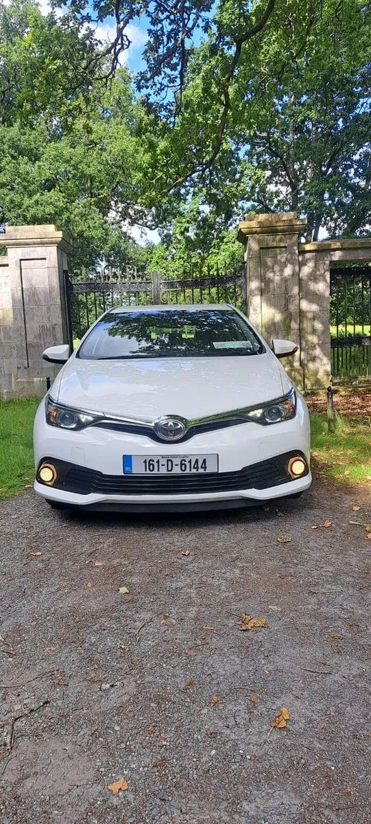 161 Toyota Auris for sale - Image 1