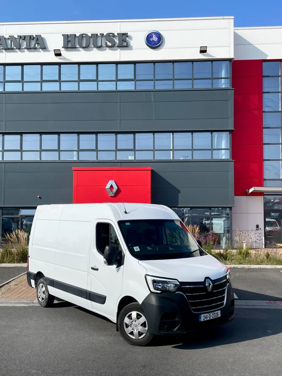Only 10K Kms - 2024 Renault Master L2H2 - Image 1