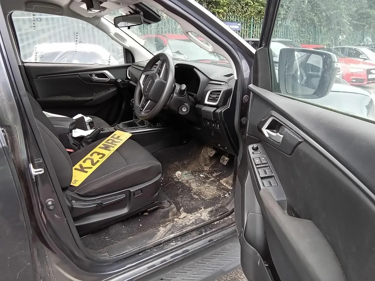 2021 IZUZU D-MAX FOR SALE £6,500+VAT ONO - Image 3
