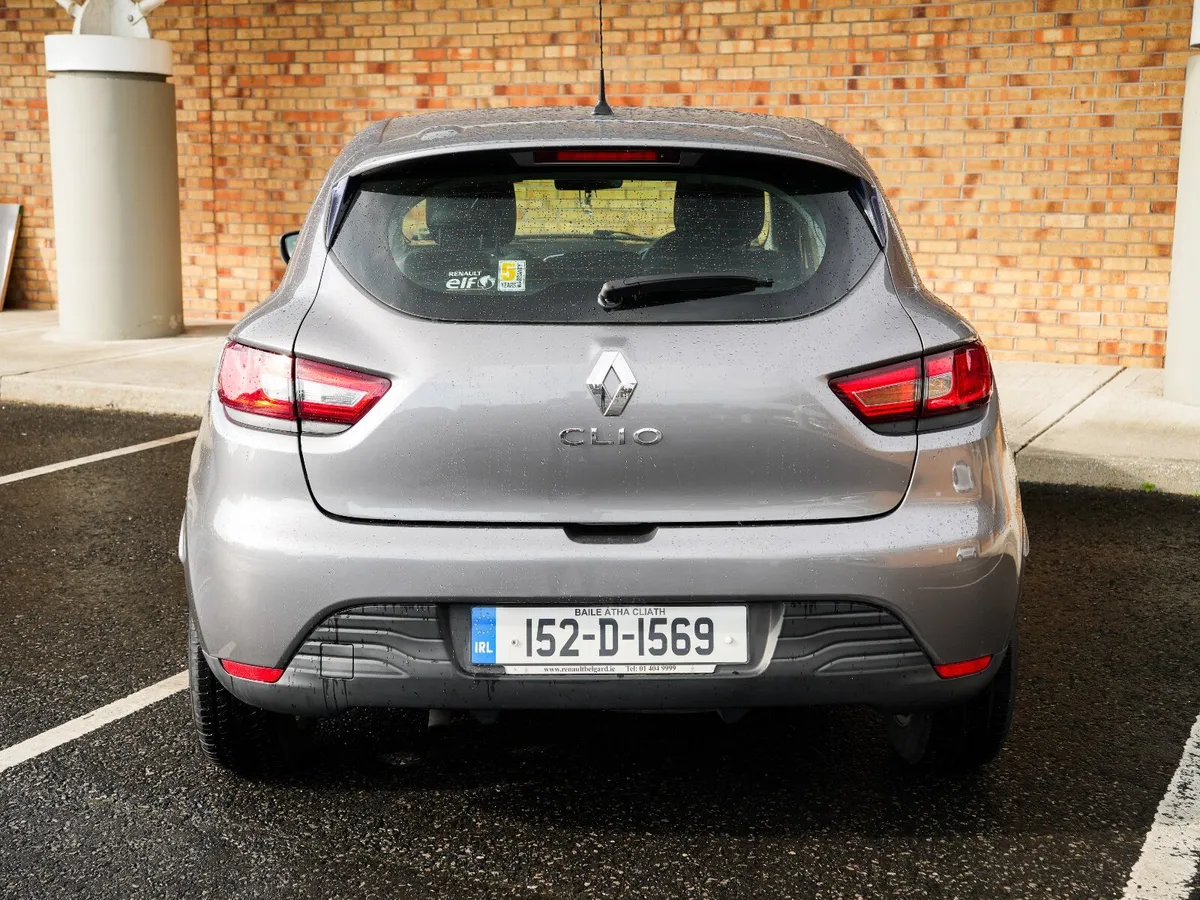 2015 Renault Clio Dynamique 1.2 Petrol Manual - Image 4