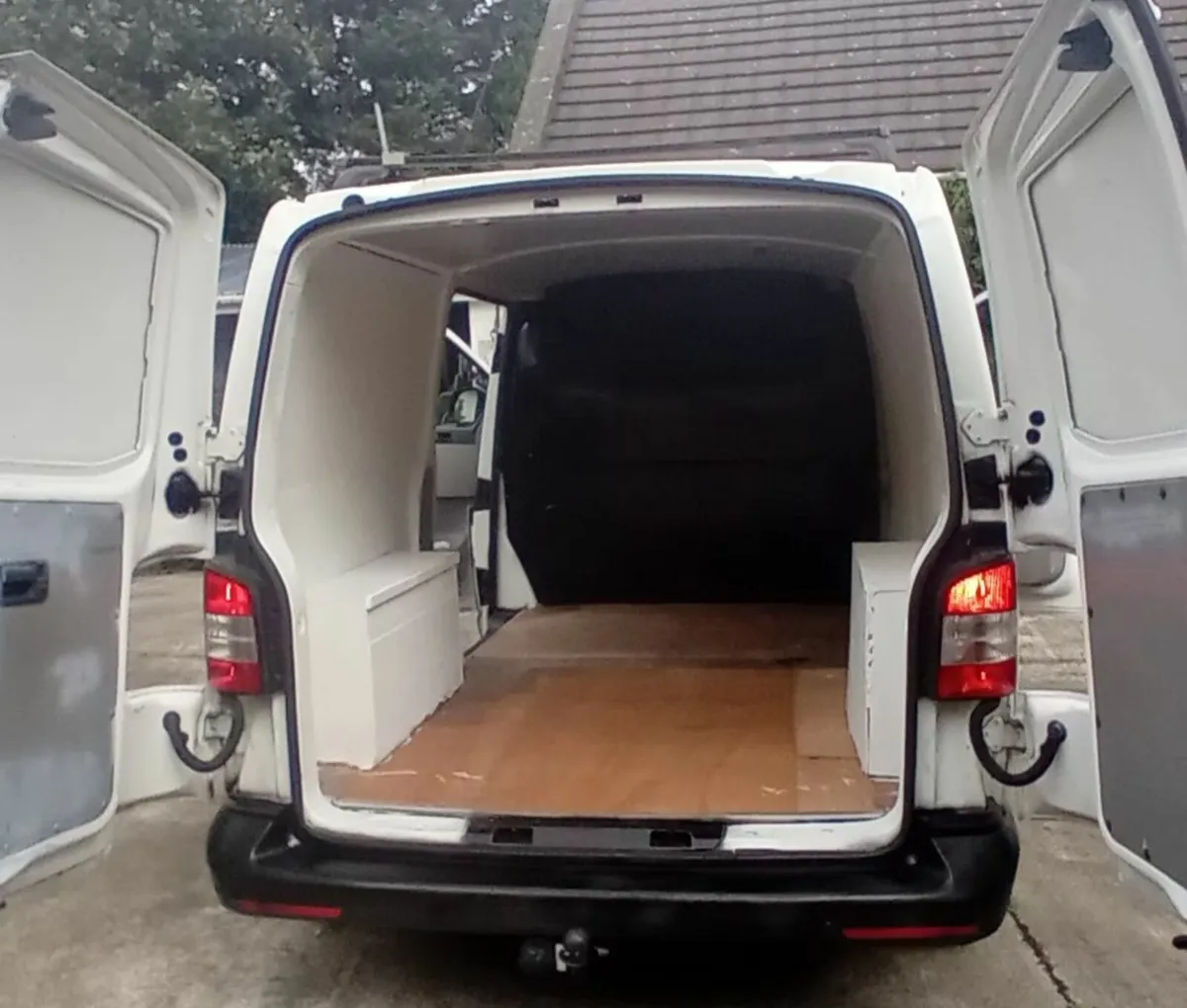 Volkswagen Transporter 2015 - Image 3
