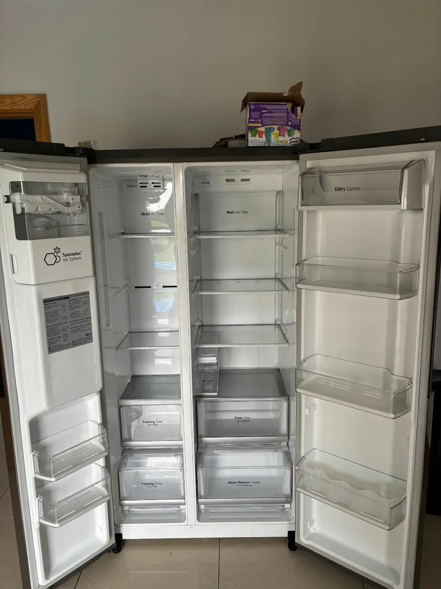 Fridge - Image 2