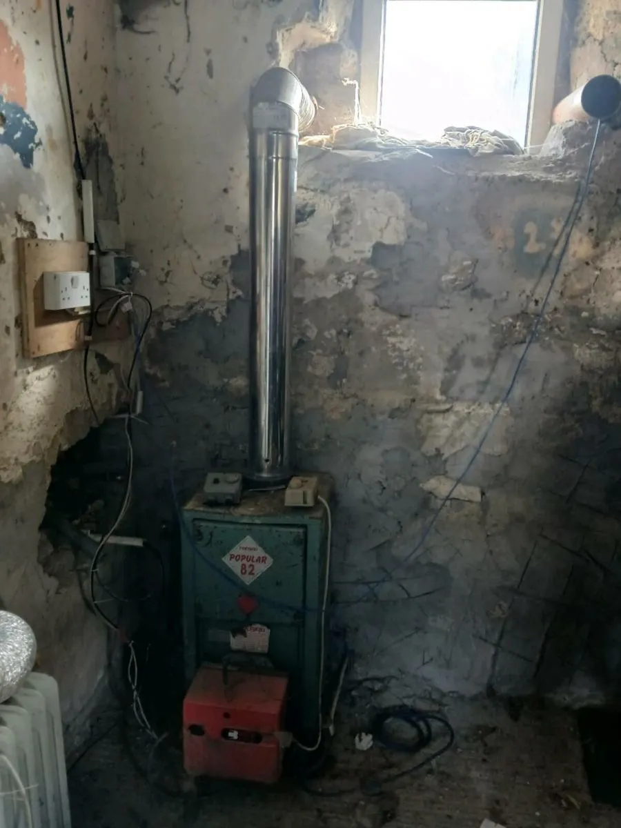 Oil burner - Image 1