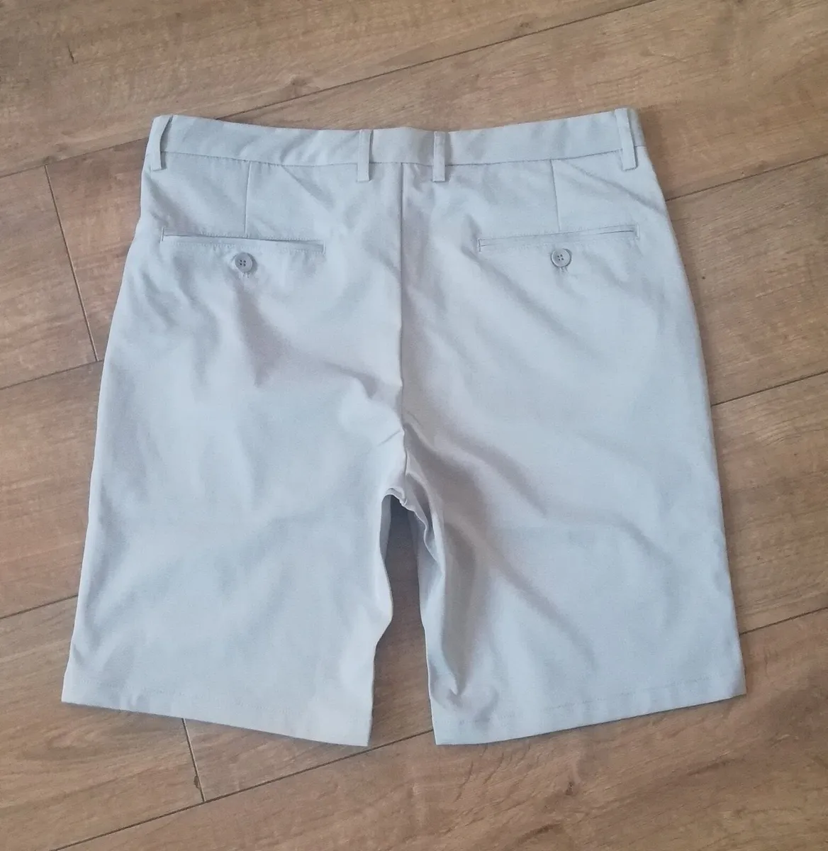 Men's chino type shorts in new condition - Image 2