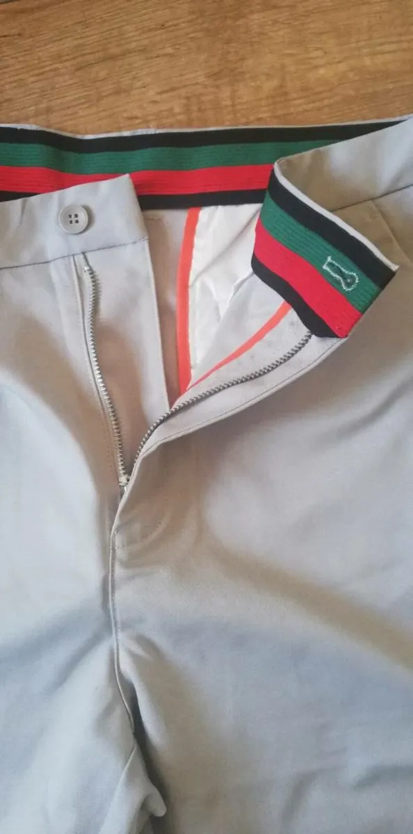 Men's chino type shorts in new condition - Image 3
