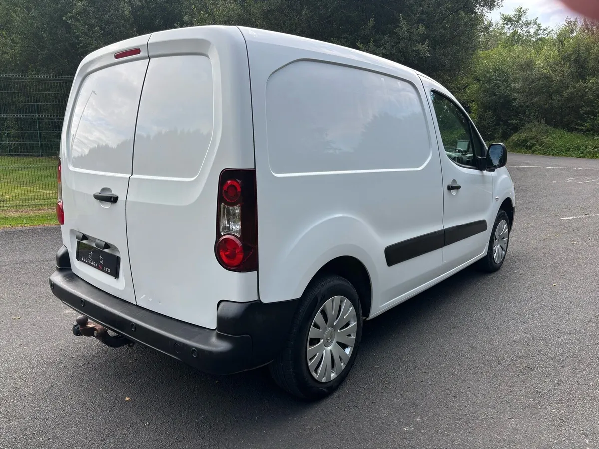 Citroen Berlingo 1.6 100bhp Enterprise low miles - Image 4