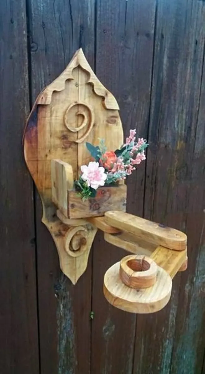 Rustic ole country style candle holder / cubby box - Image 1
