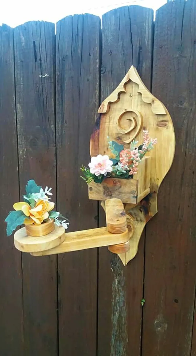 Rustic ole country style candle holder / cubby box - Image 4