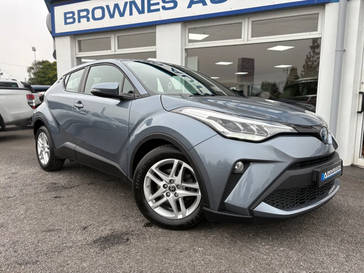 2022 Toyota C-HR Icon 1.8L Hybrid - Image 3