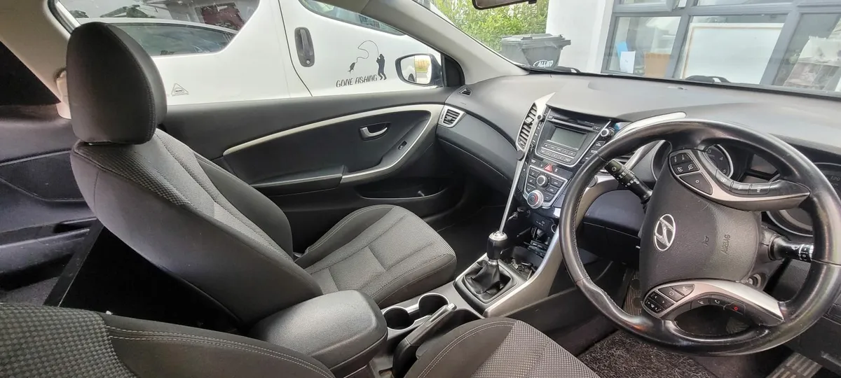 Hyundai i30 2015 - Image 4