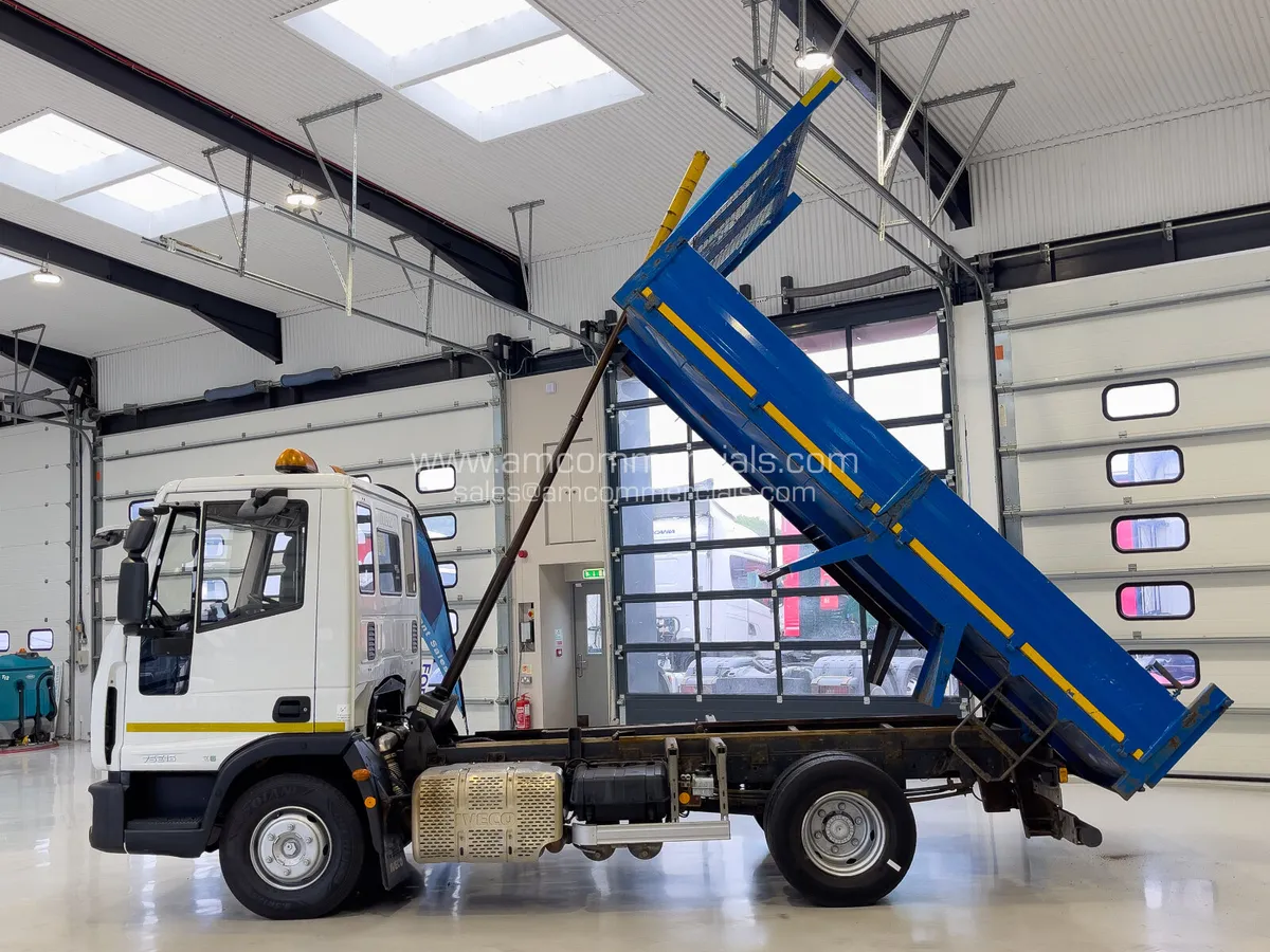 2016 IVECO Eurocargo 7.5T Dropside Tipper - Image 4