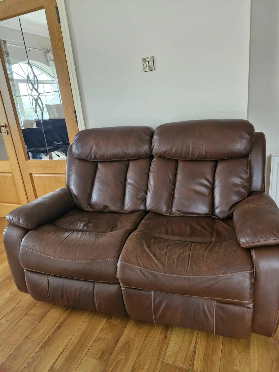 Second hand couch and chair - Image 3