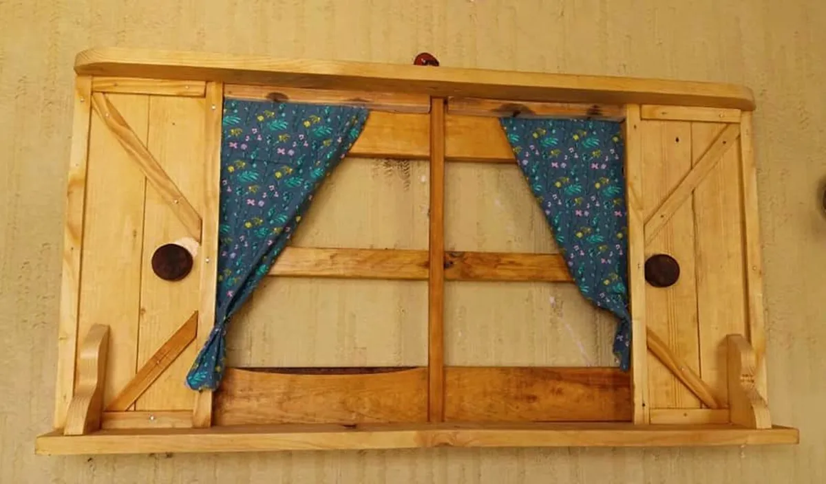 Rustic floating windows shutter shelf / display - Image 3