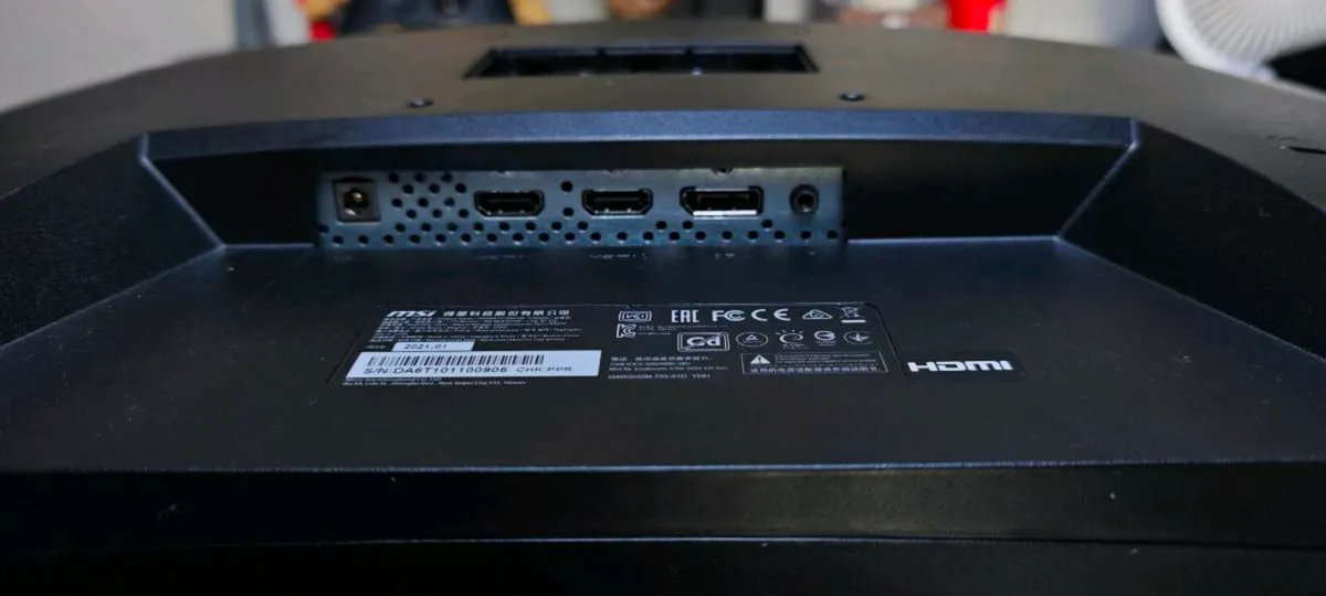 MSI GAMING MONITOR CURVED 32" - Image 4