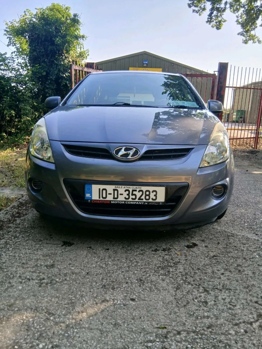 Hyundai l20 2010 for sale - Image 1