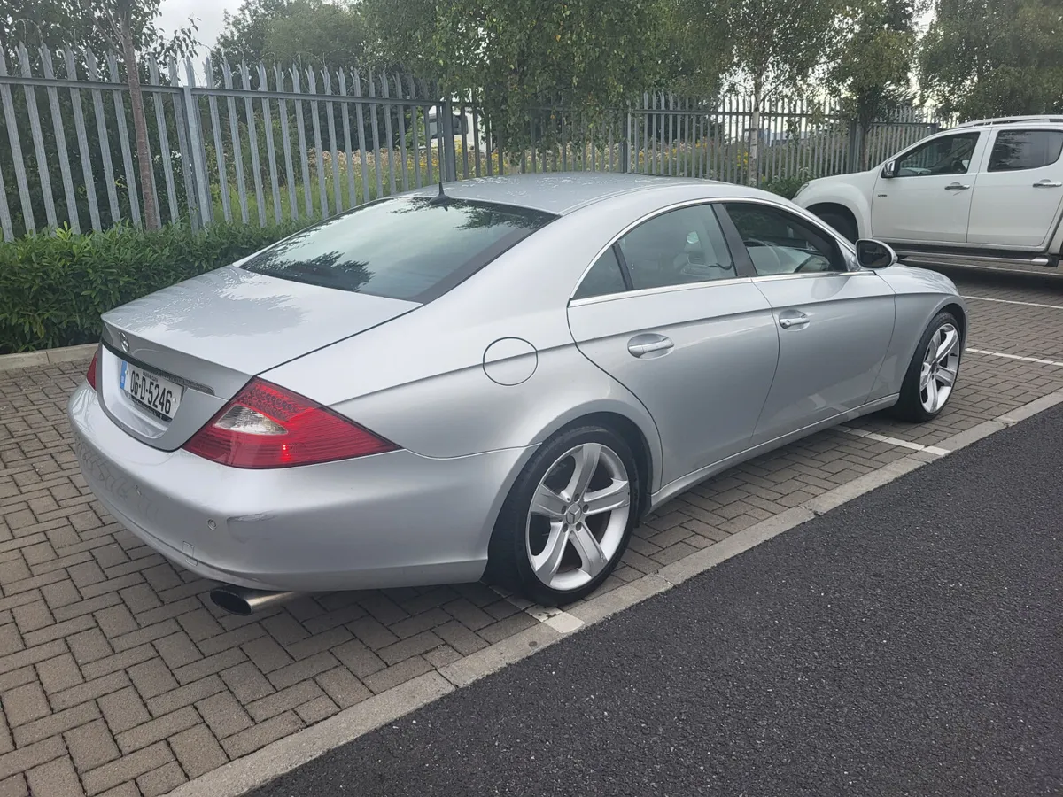 Mercedes-Benz CLS 250 Petrol 2006 - Image 3