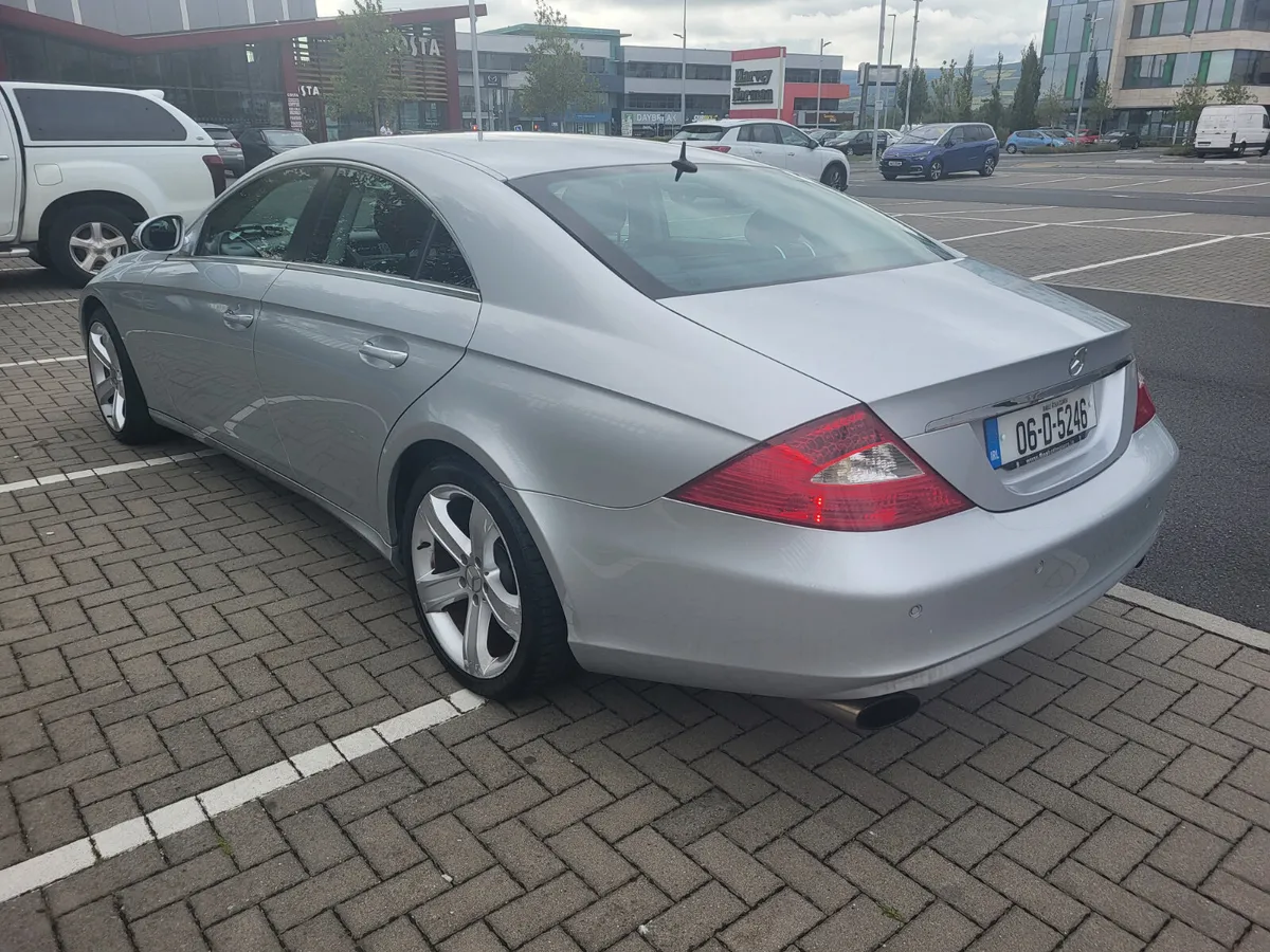 Mercedes-Benz CLS 250 Petrol 2006 - Image 4