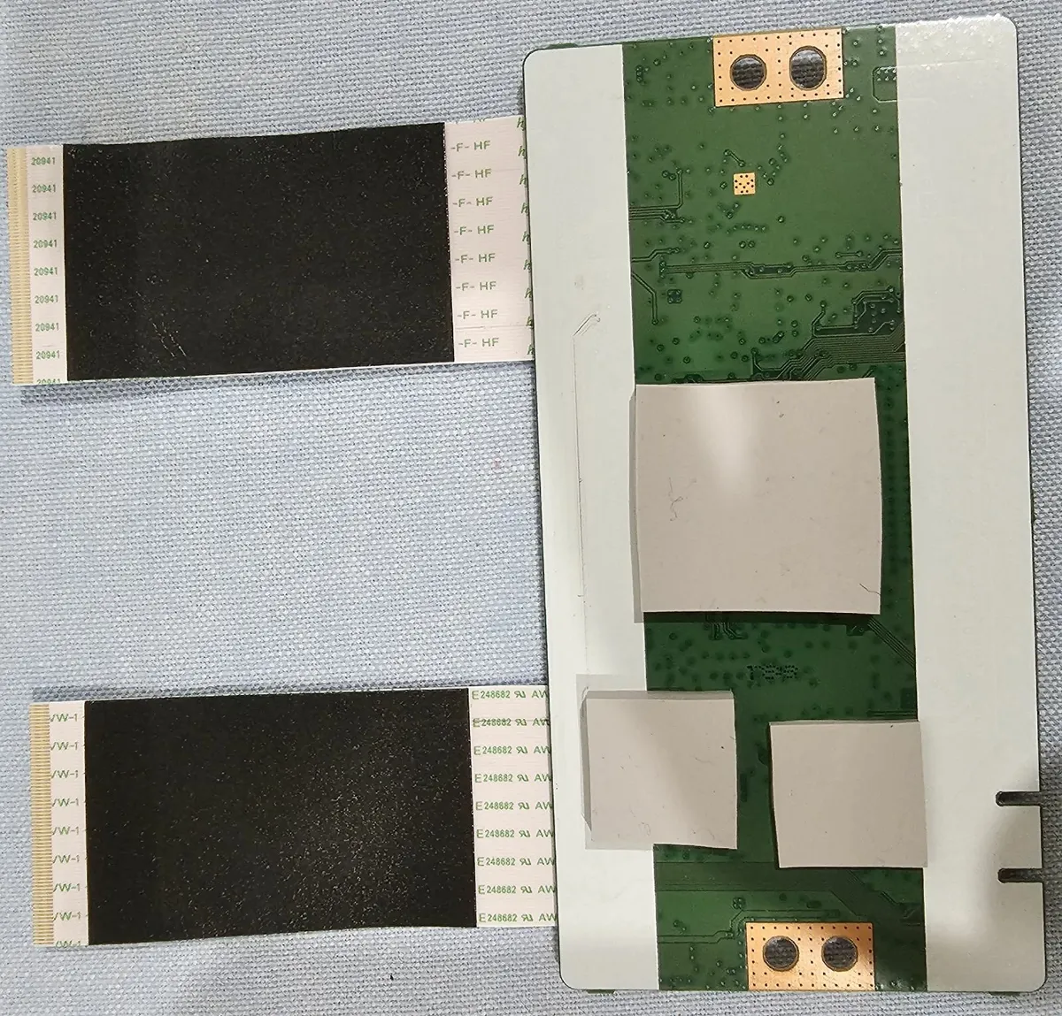 Original Sony TCON LVDS BOARD 6870C-0749A - Image 1