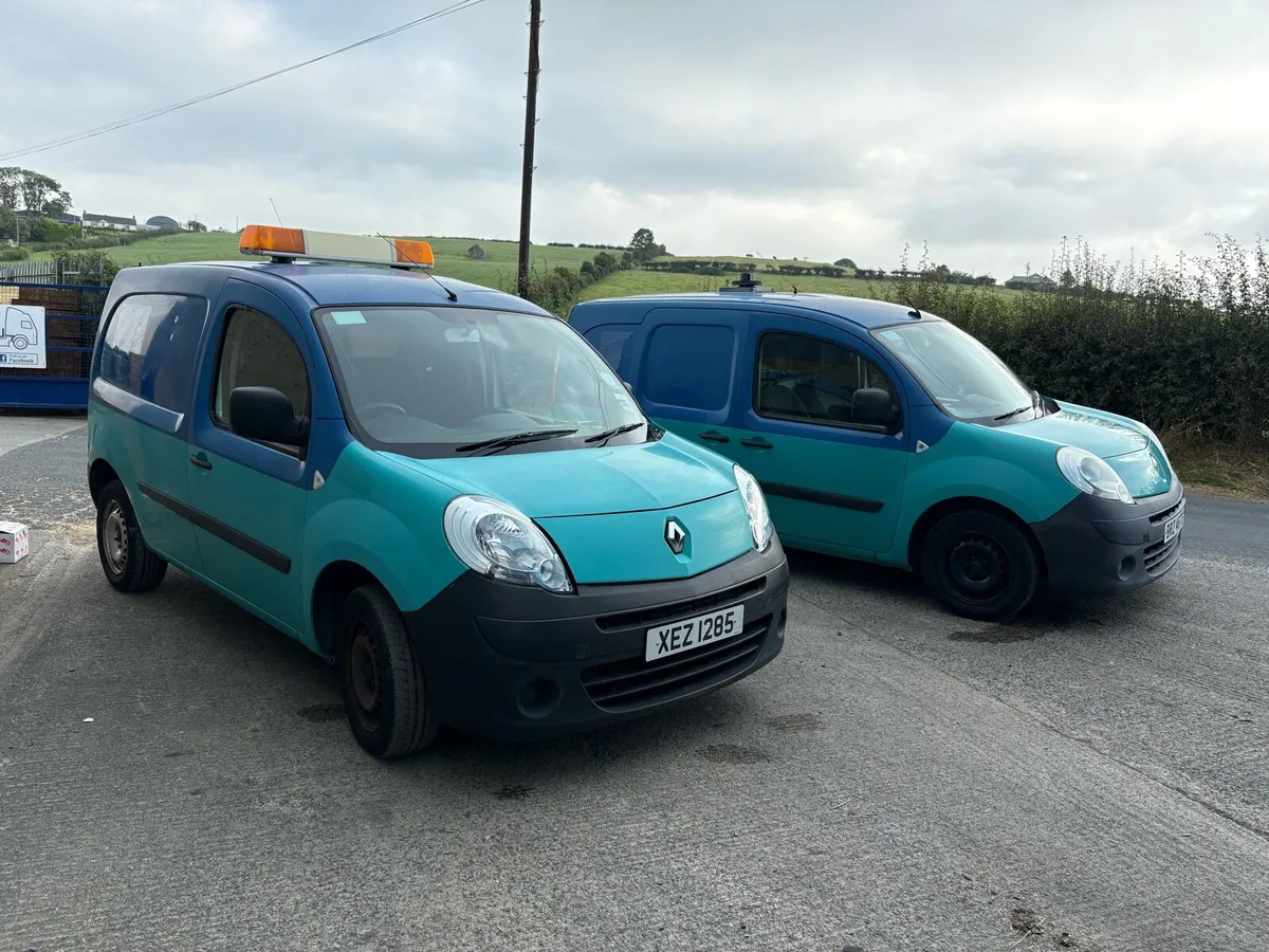 2009 and 2010 Renault Kangoo Van Diesel - Image 1