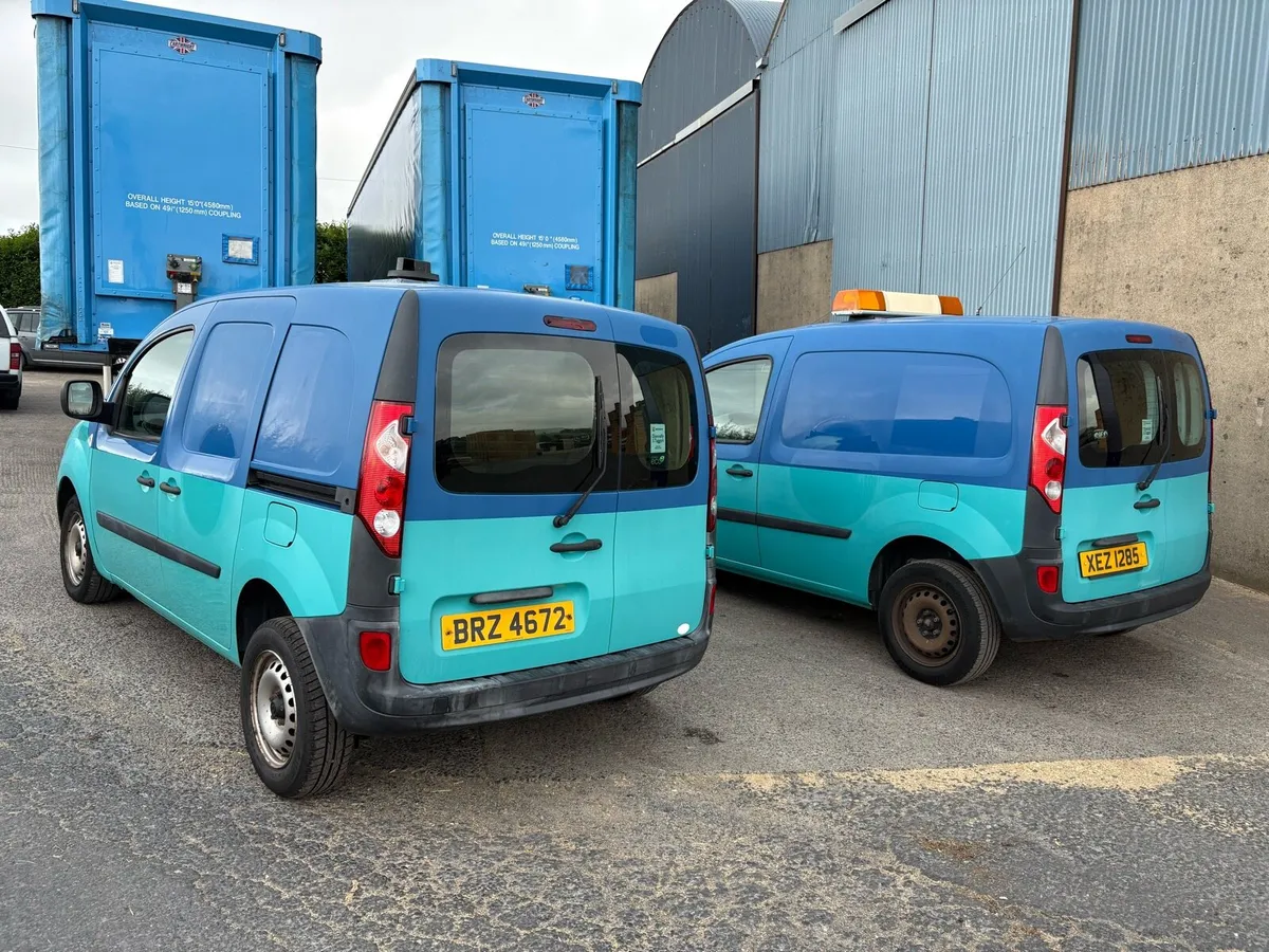 2009 and 2010 Renault Kangoo Van Diesel - Image 3