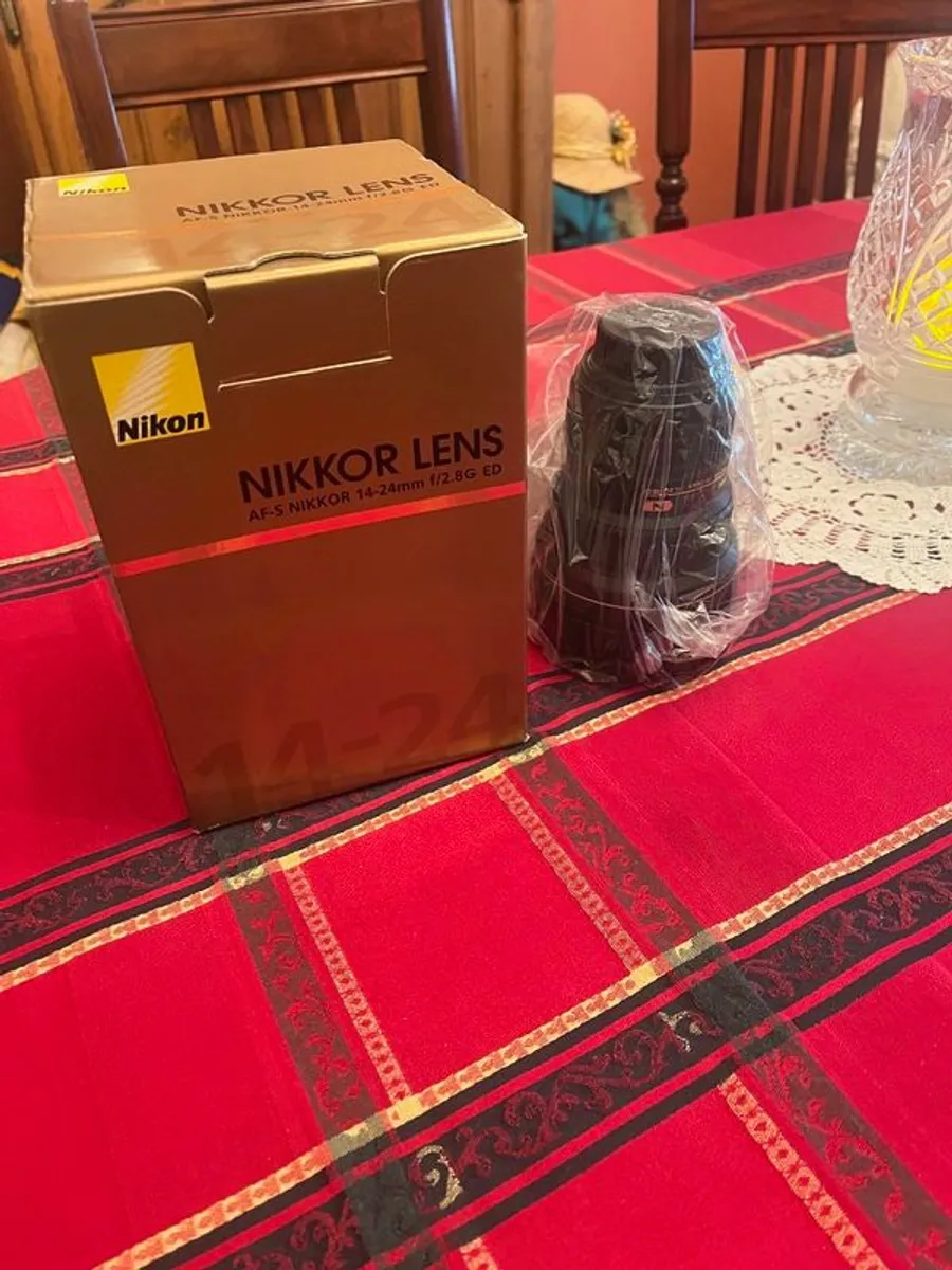 Nikon AF-S Nikkor 14-24mm f/2.8G ED Lens - Image 1