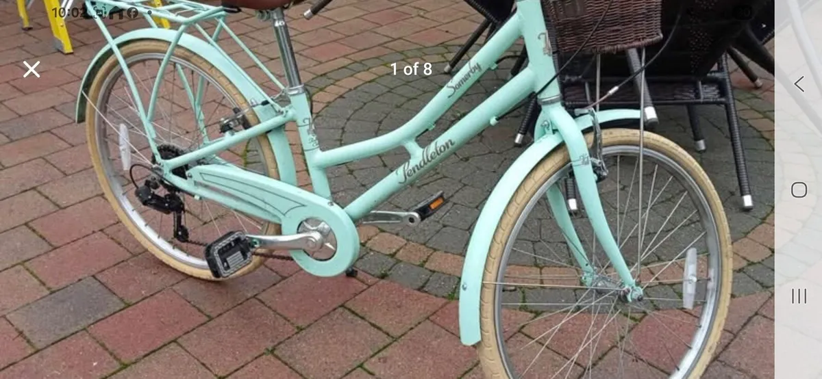 24" Girls Pendleton bike mint cond - Image 2