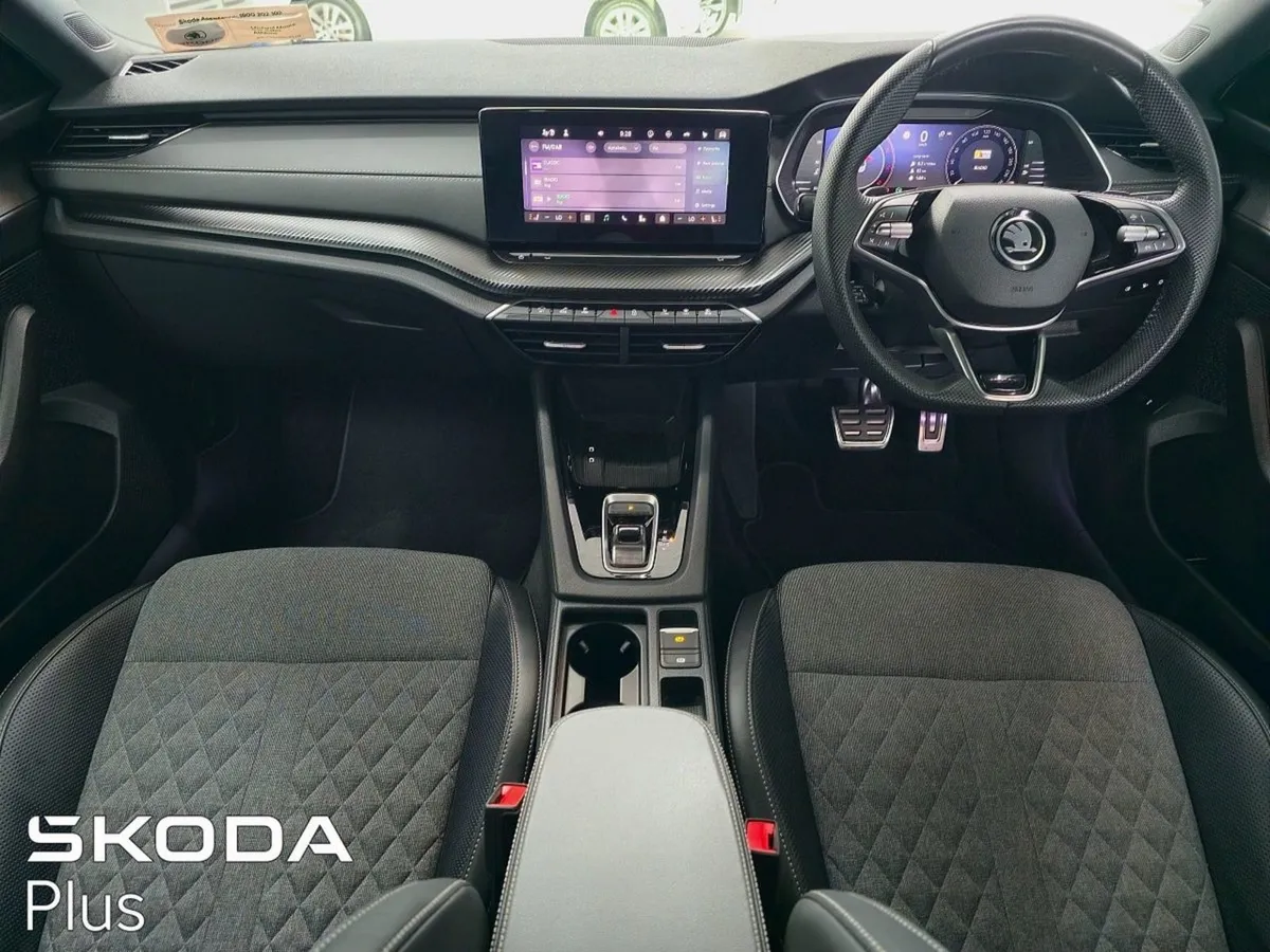 Skoda Octavia Sportline 2.0tdi 150HP DSG - Image 2