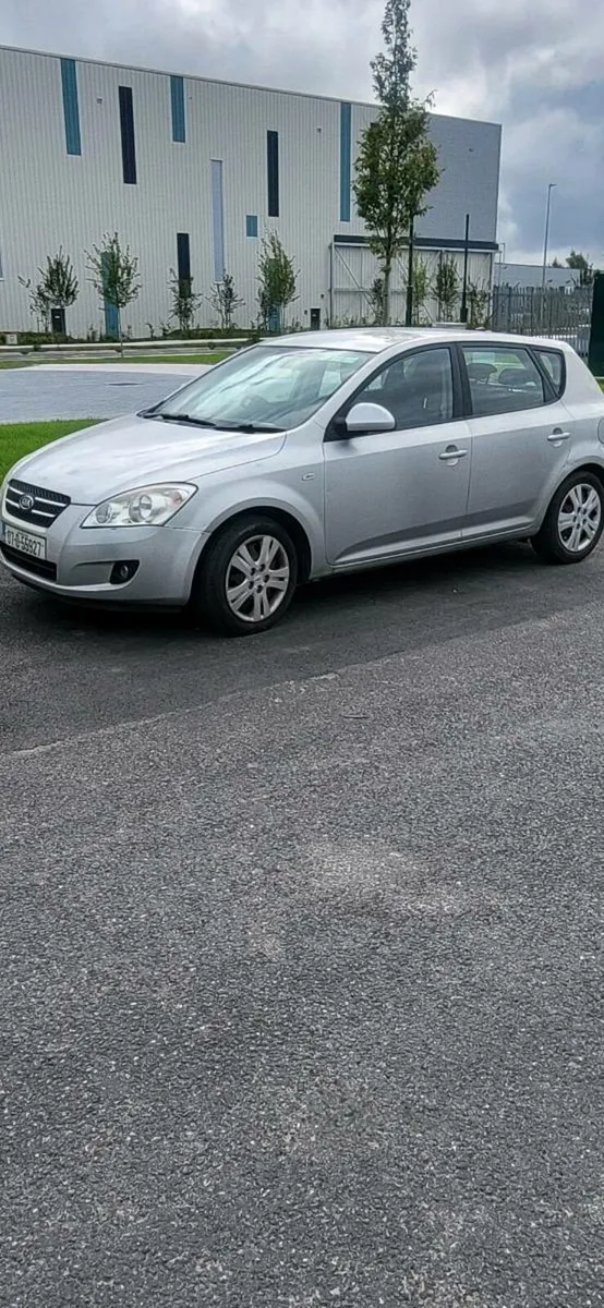 Kia Ceed 2007 Auto - Image 1