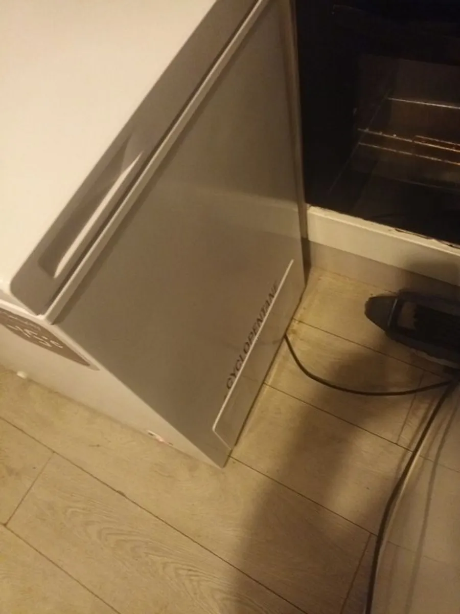 Large Chest Freezer - Image 4