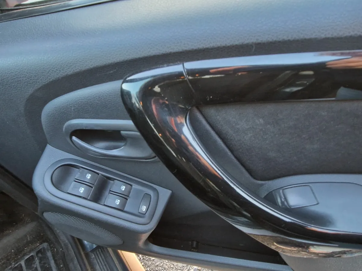 Dacia Duster 2014 - Image 3