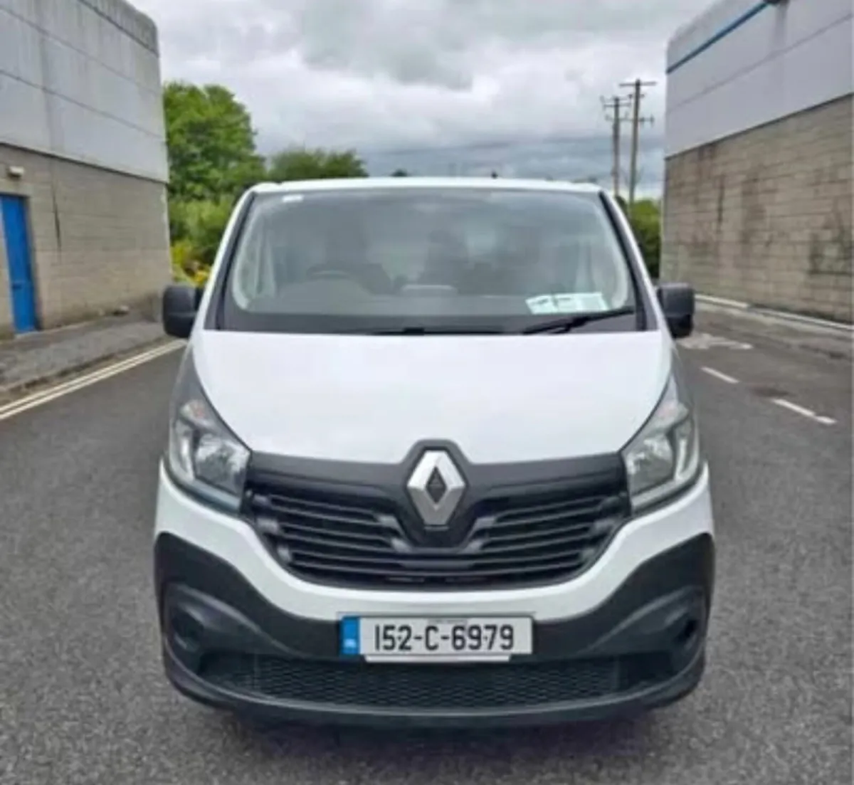 Renault traffic 2015 - Image 1