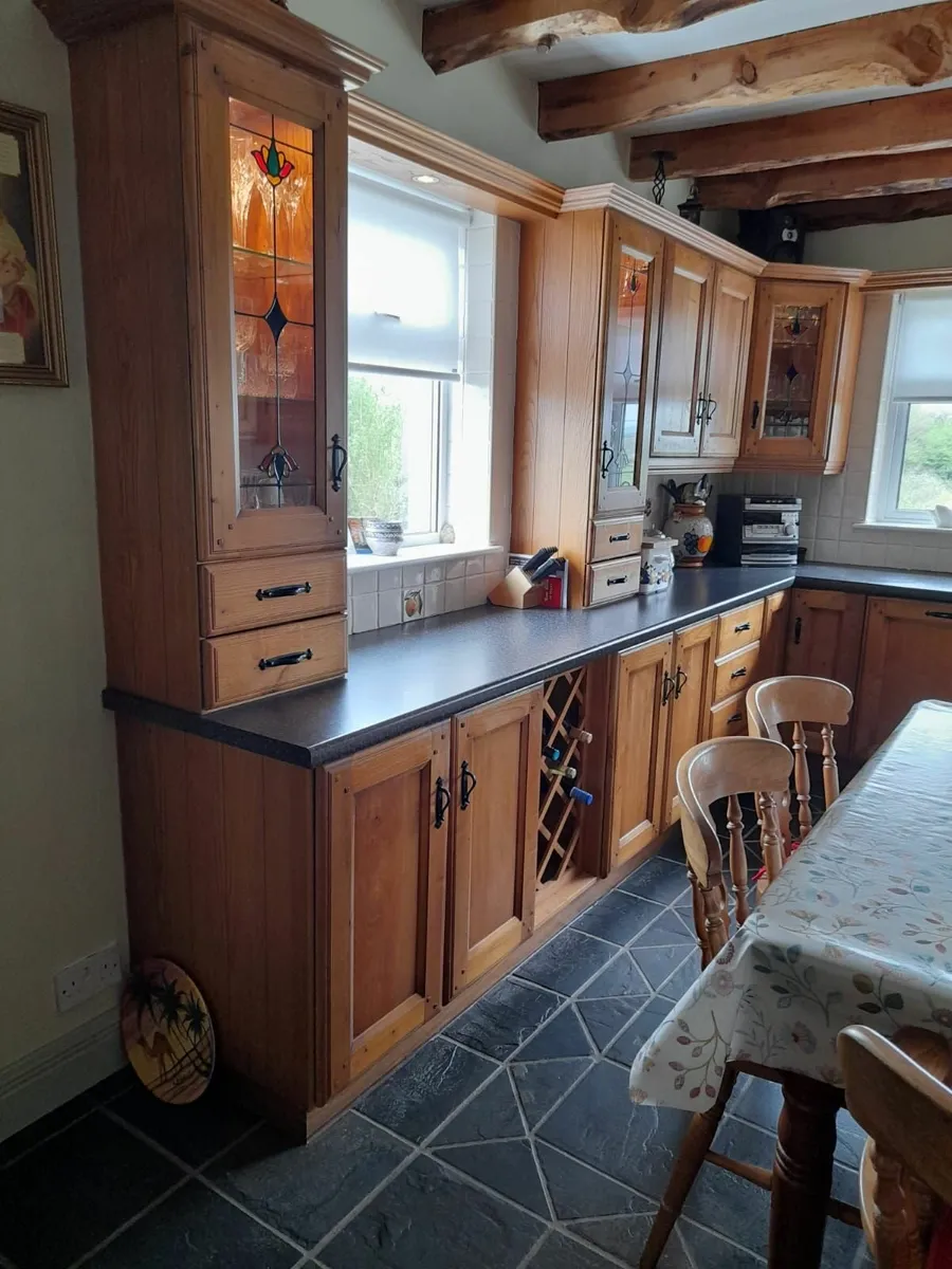 Kitchen - Image 2