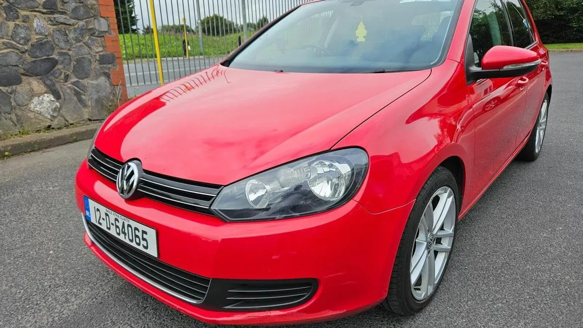 Volkswagen Golf 2012 TSI 1.2 - Image 1